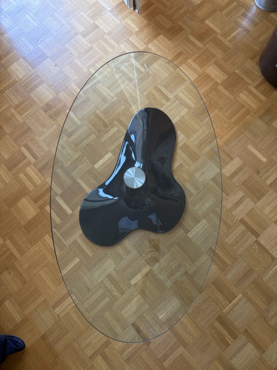 Tavoli: Couchtisch oval aus Glas – Usato da Therwil venduto da Haenky80 5