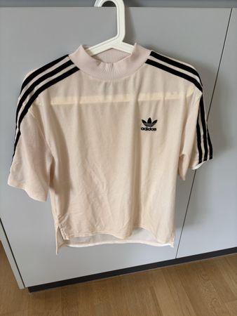 T-shirt Adidas crème XS in top Zustand