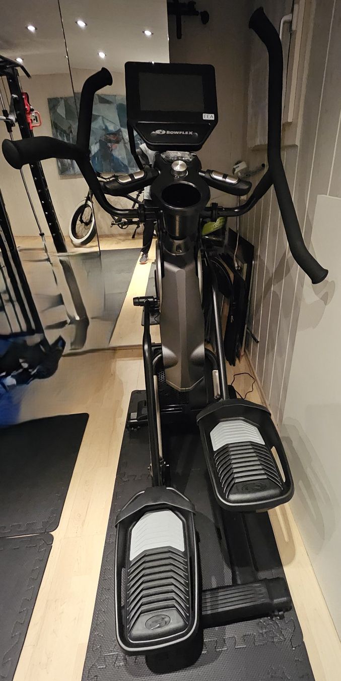 Bowflex Hometrainer: Bowflex Max Trainer M9 – Neu (gemäss Beschreibung) aus Höri von alfredo.garcia 2