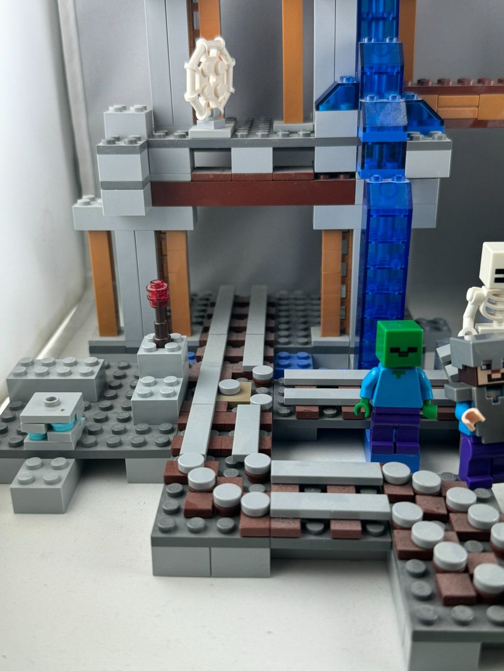 Lego Kit di costruzioni: Lego Minecraft 21118 – Usato da Schinznach Bad venduto da Prosperos 5