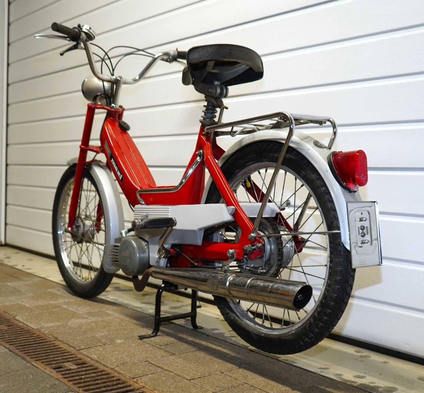 Puch Ciclomotori: Puch Maxi CH7029 Starrgabel rot – Usato da Grosswangen venduto da winkelfeld 3