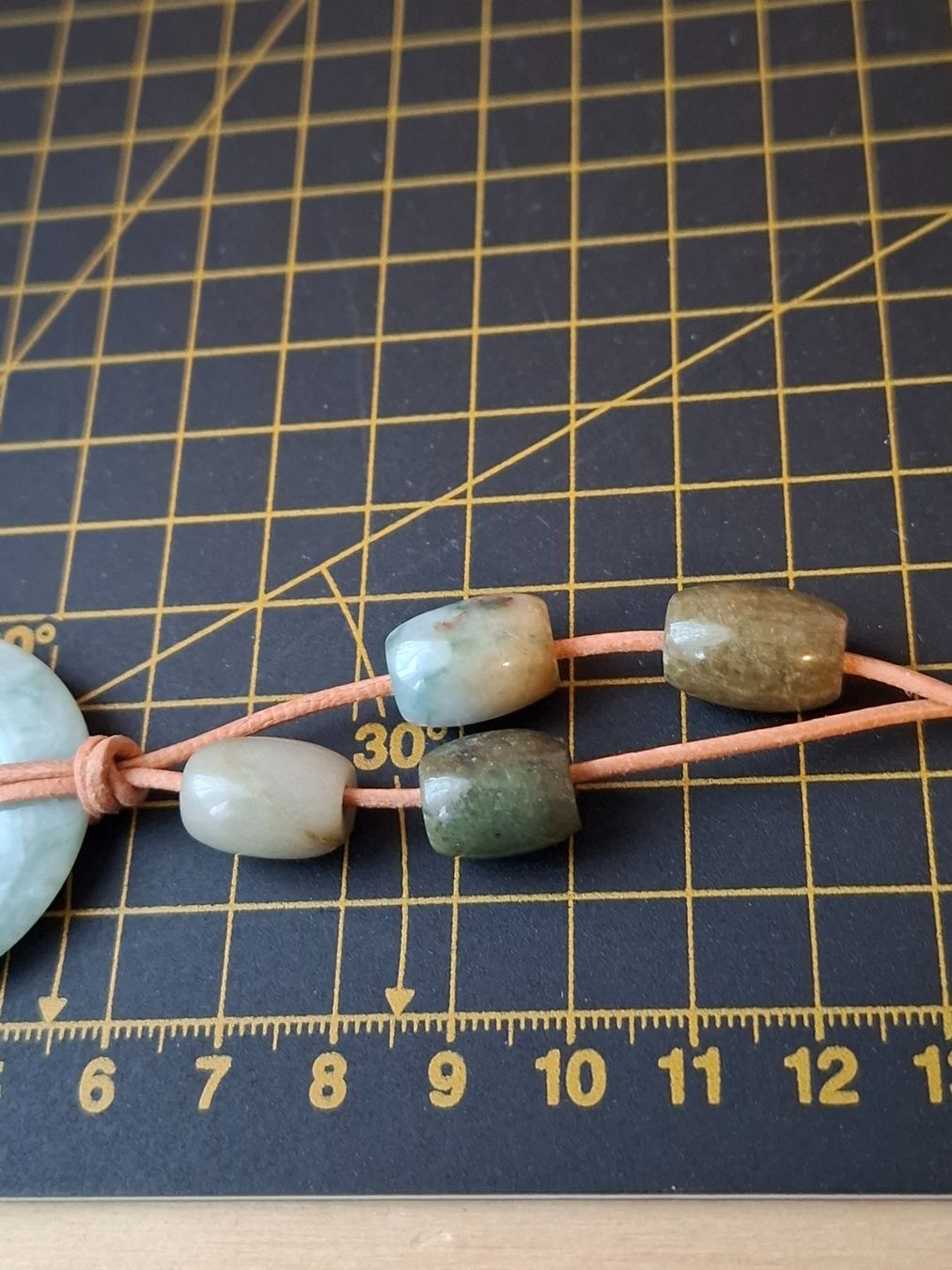 Ciondoli: Konvolut Jade Donut (Jadeit) – Usato da Zwieselberg venduto da Halifaxmendusli 3
