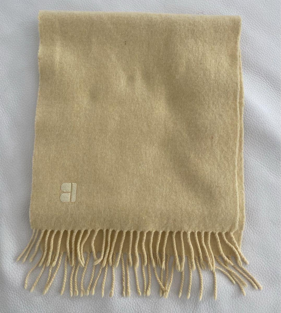 Foulard & Sciarpe: Kaschmir Schal  – Usato da Opfikon venduto da Luis144 2