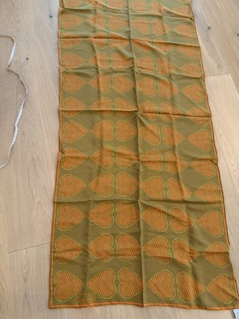 Seiden Foulard Herzmuster, fabric frontline, NEUWERTIG