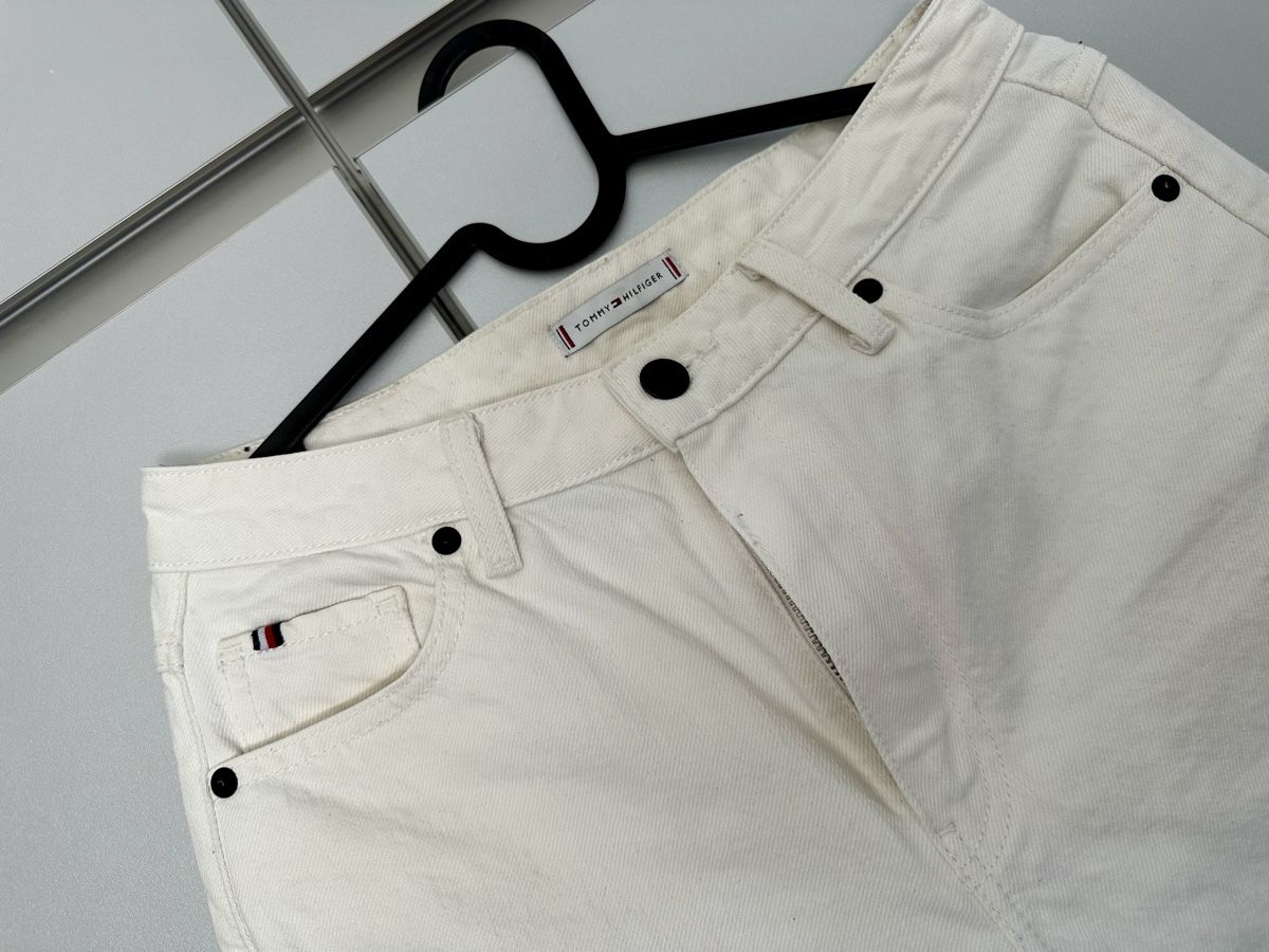 Tommy Hilfiger Jeans: Tommy Hilfiger Jeans W29 – Usato da Zürich venduto da kup_6rb5