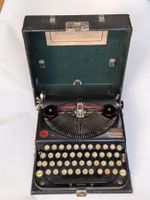 Schreibmaschine Remington Portable mit Koffer