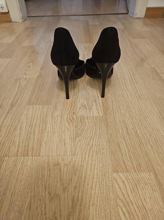 Scarpe da donna: Neue Damen Pumps Malandrino Gr. 39 – Usato da Zürich venduto da Elena231 1