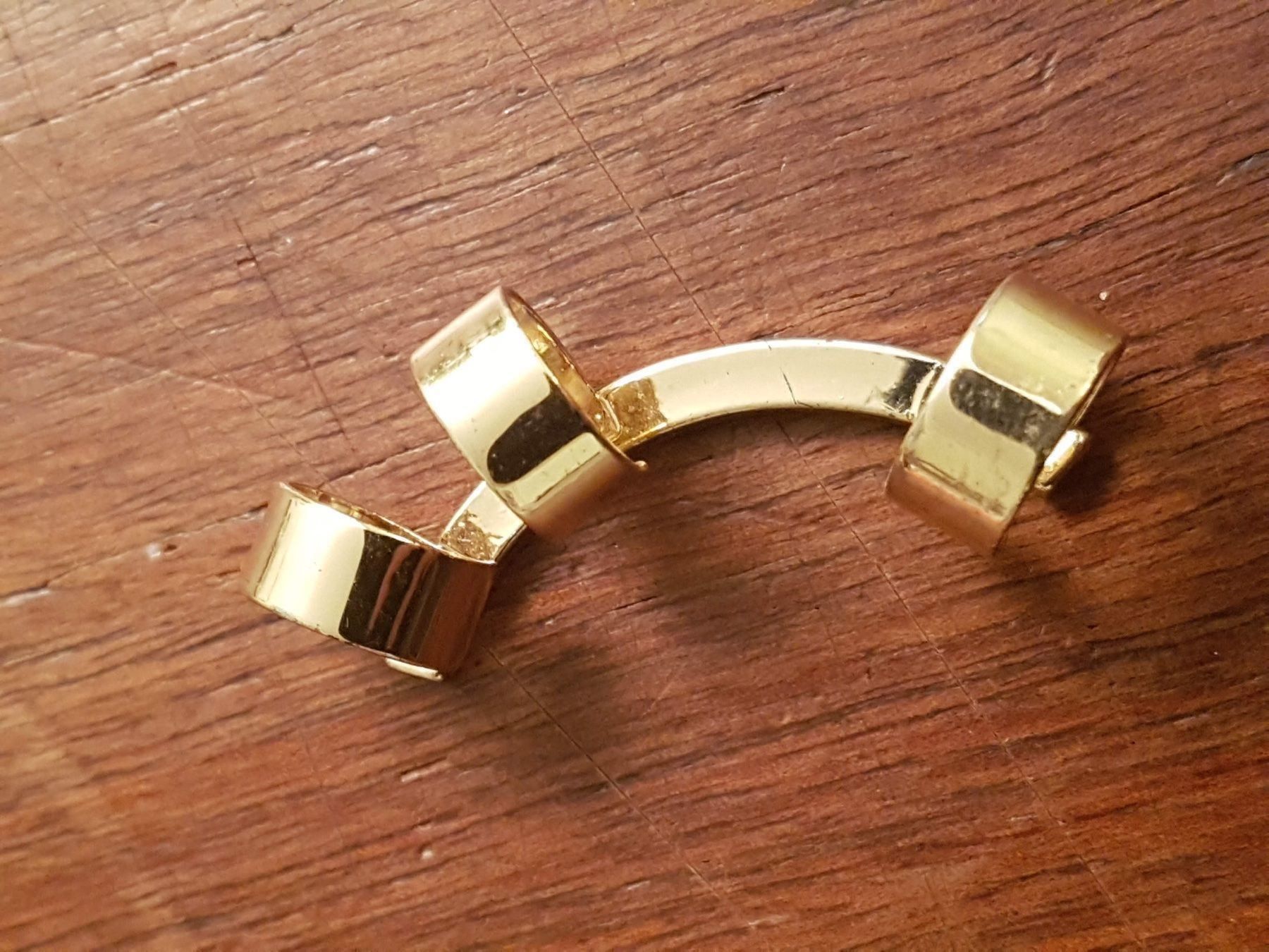 Ohrringe & -stecker: Ohrklemme Dreier Ring goldfarben – Gebraucht aus Ettingen von Maranathatalitha 3