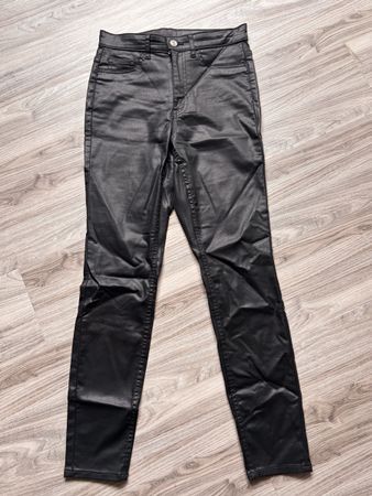 Schwarze H&M Jeggings in Grösse S - Top Zustand!