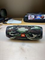 JBL Charge 3 Bluetooth Lautsprecher – Squad / Camouflage – T