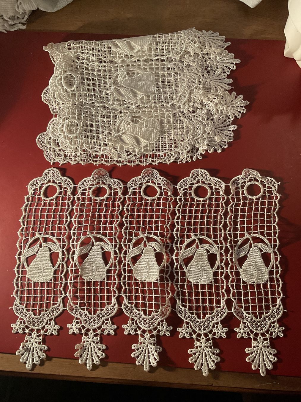 Tende: 4 Scheibengardinen/Vorhängli, Birnenmotiv – Usato da Tecknau venduto da Gluschtikum