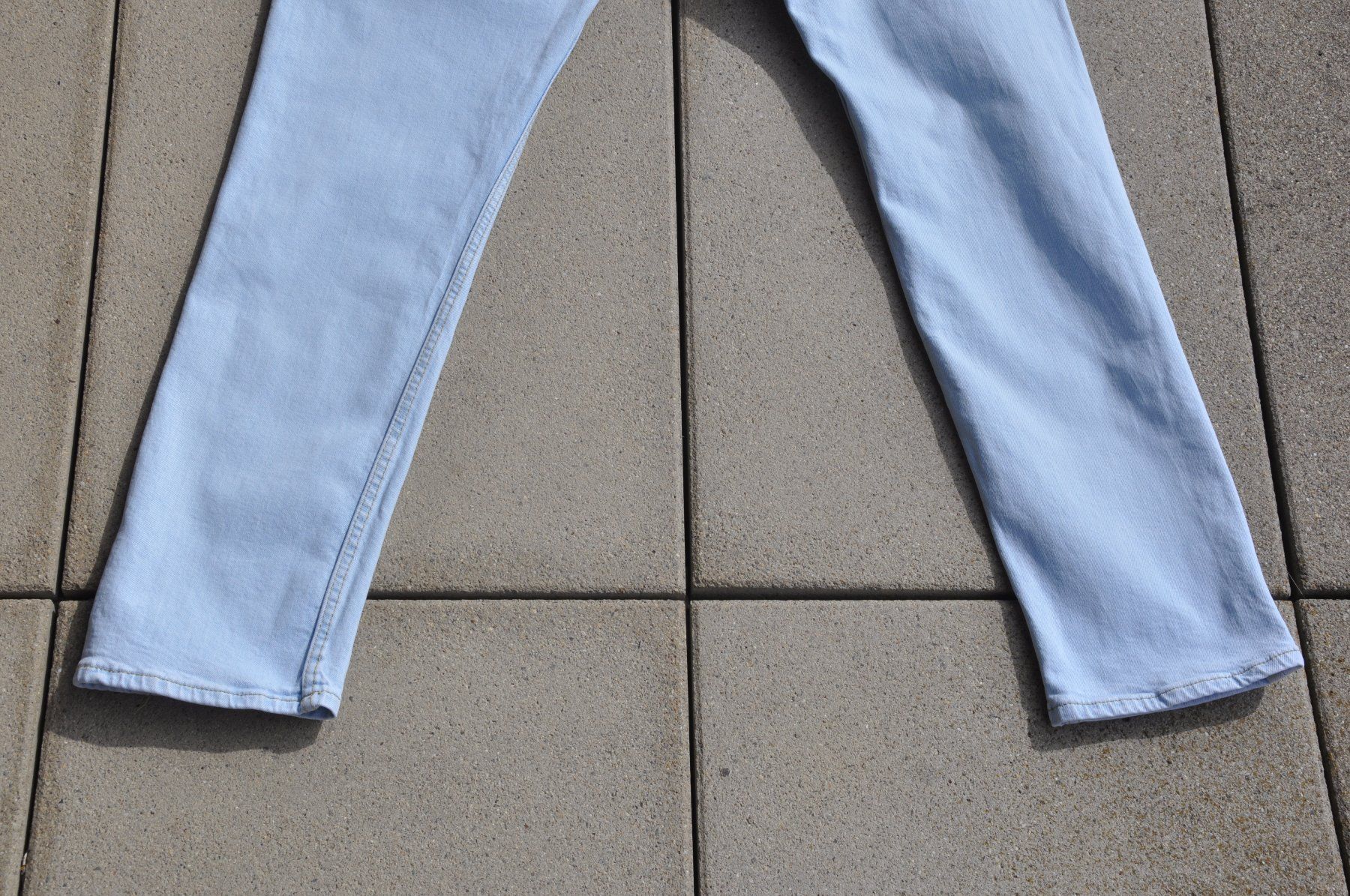 Pull&Bear Jeans: PULL & BEAR Jeans Grösse 32 - Hellblau - Kaum getragen – Usato da Winterthur venduto da juve1972 7