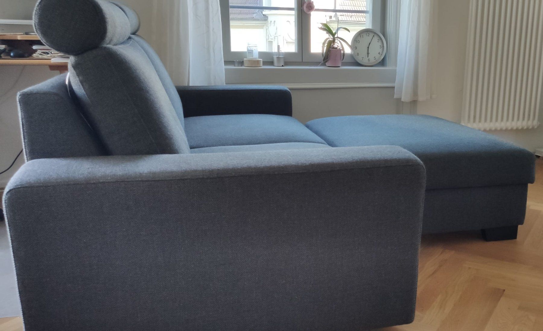 Ikea Divani: IKEA SÖRVALLEN Sofa mit Ottoman – Usato da Boniswil venduto da dan_knk2 2
