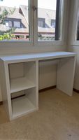 IKEA Schreibtisch Weiss mit Regalfächern – 111 x 76 cm