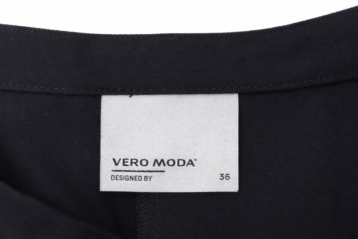 Vero Moda Pantaloni: PANTALON NOIR VERO MODA TAILLE 36 – Nuovo (secondo la descrizione) da Lausanne venduto da KeNaChic 2