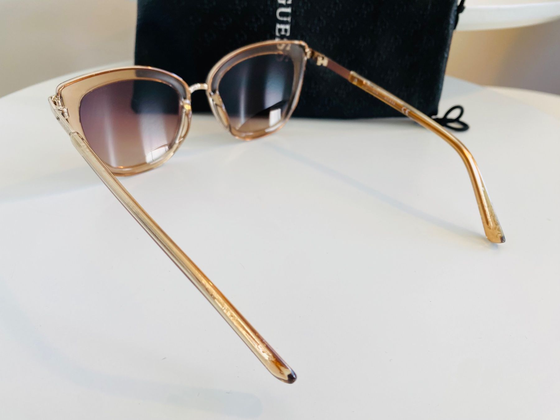 Occhiali & Lenti: Guess GF6089 52/21 Sonnenbrille mit Case – Usato da Zürich venduto da dennisbooker2001 2