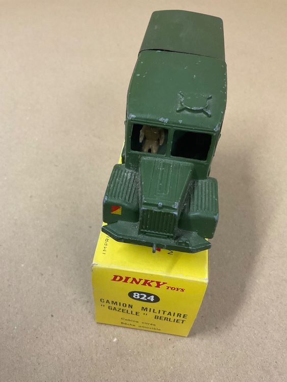 Dinky Toys Militaire – Berliet Gazelle – Référence 824 – Miniature Ancienne