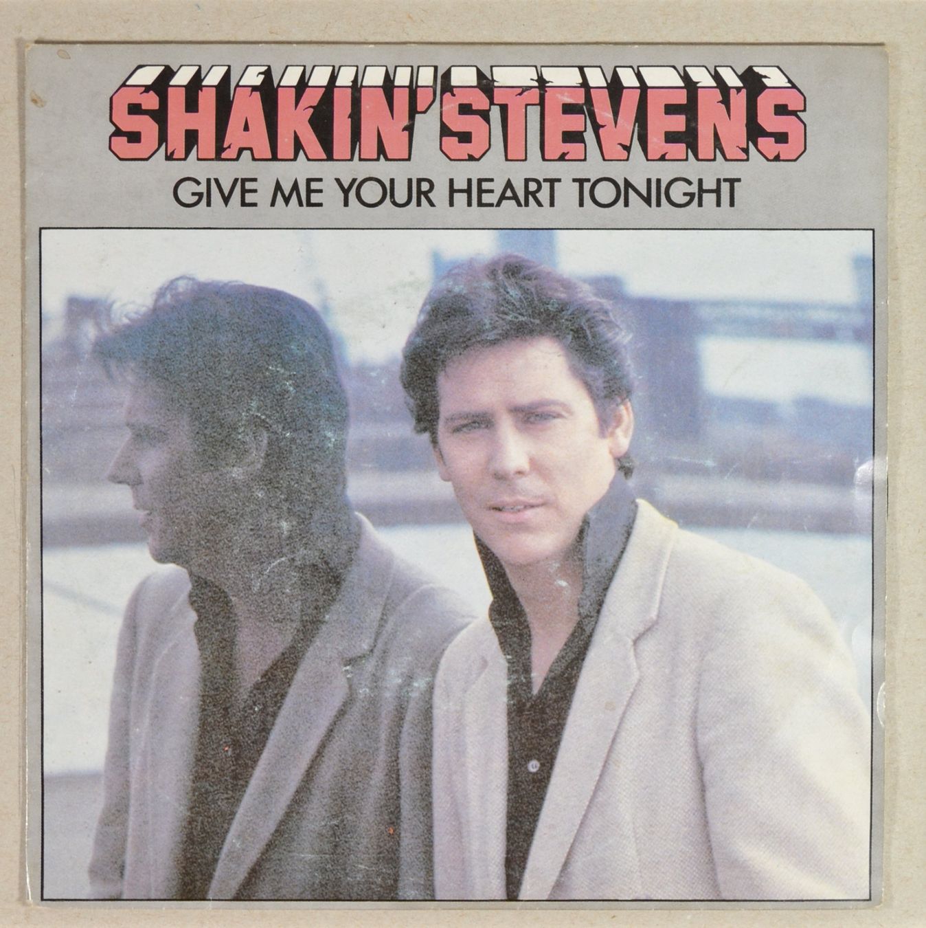 Dischi in vinile: Single: SHAKIN' STEVENS - Give Me Your Heart Tonight – Usato da Frenkendorf venduto da Yard-Sale-2000 1