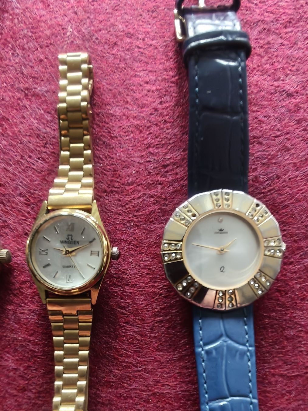 Orologi: 4 Damenuhren – Usato da Stansstad venduto da Falcon-Crest 2