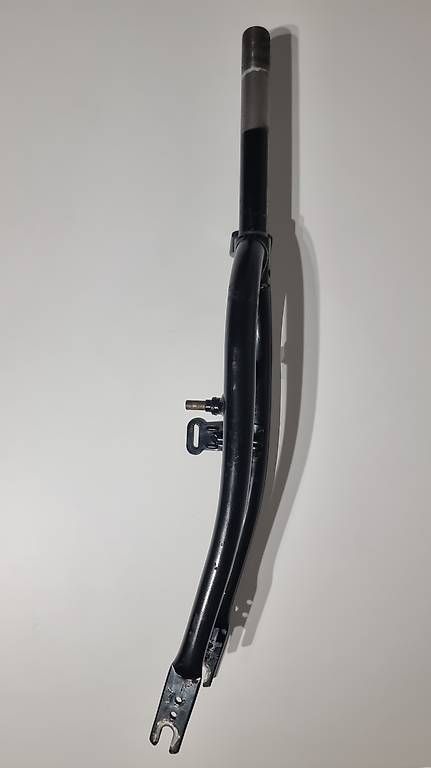 Ersatzteile: Vintage Steel Bicycle Front Fork - Black Finish – Gebraucht aus Grenchen von Joray_Preparation 3