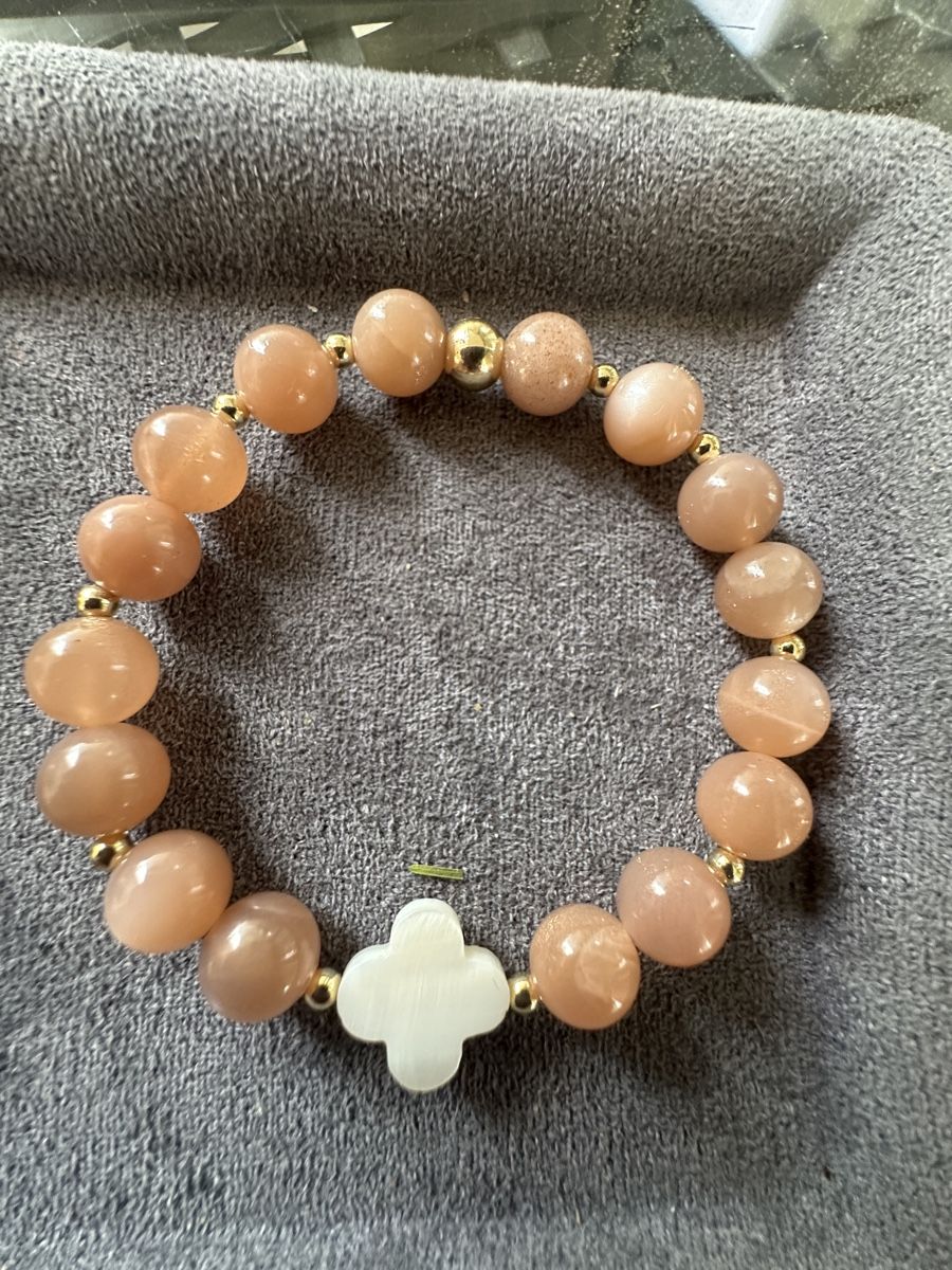 Bracciali & Braccialetti: Wunderschönes Sonnenstein Stretch Armband mit Kleeblatt. – Nuovo e nell'imballaggio originale da Kriens venduto da Hortensie6 3