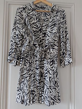 robe Zara M