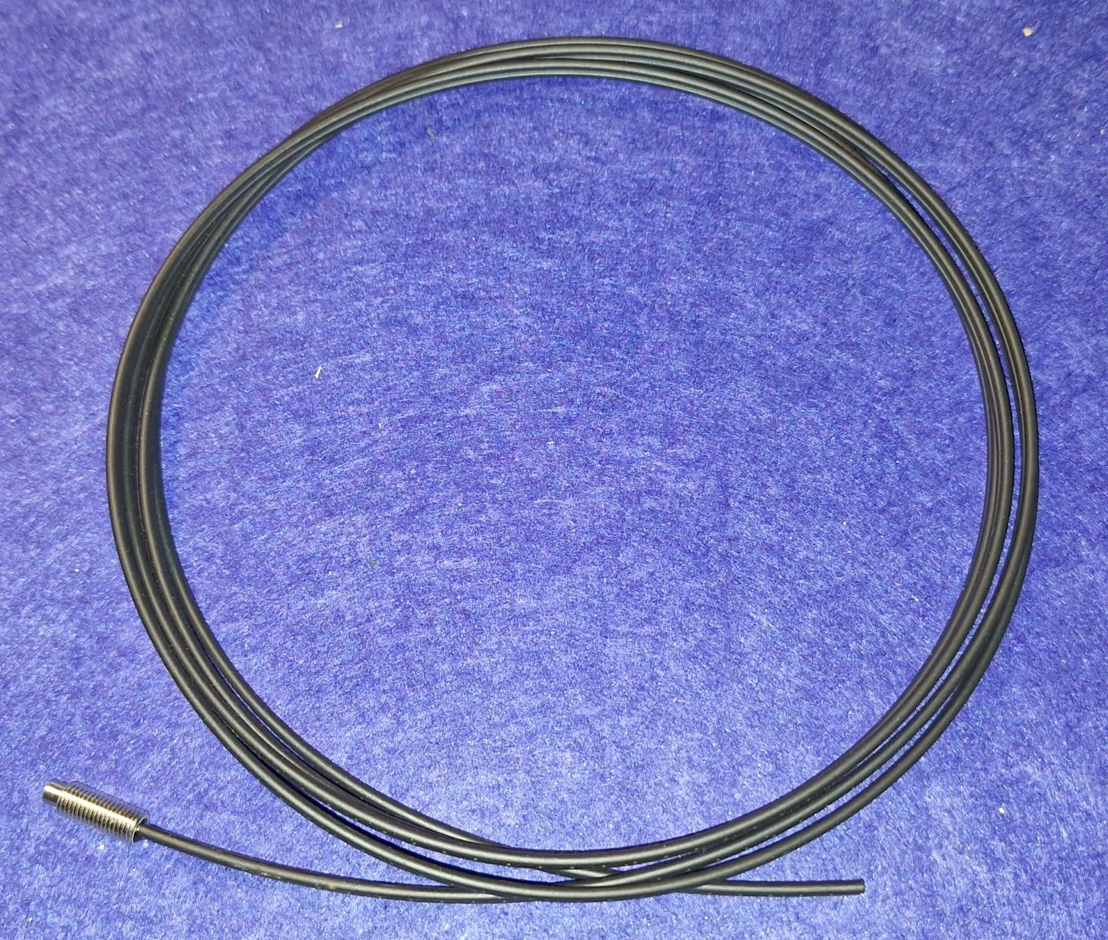 Componenti elettronici: fibre optique neuve keyence FU-6F – Nuovo e nell'imballaggio originale da Bussy FR venduto da 023