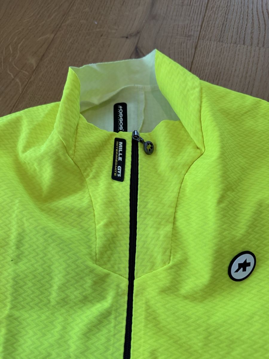 Assos Gilet & Giacche: Assos Mille GTS Weste Neongelb  – Usato da Luzern venduto da sydney01. 1