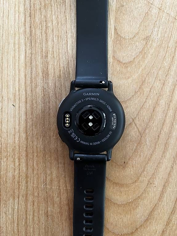 Garmin Smartwatch: Garmin Vivoactive 5 42mm – D'occasion à Niederscherli par Soleiado71 2