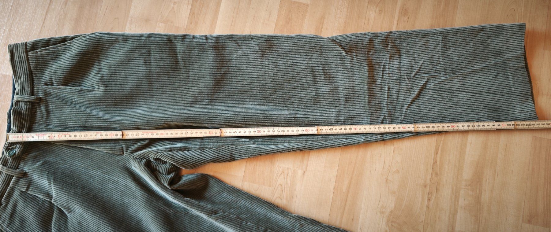 Pantaloni: Vintage Cordhose – Usato da Sörenberg venduto da bol_8lfr 7