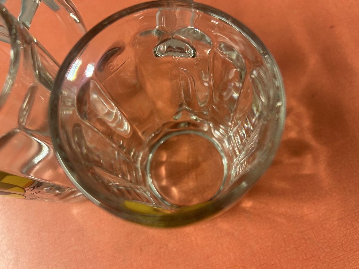 Gläser: 2 Biergläser mit Wappen 2006 ca. 13 cm.  hoch – Gebraucht aus Lanzenhäusern von vic63 2