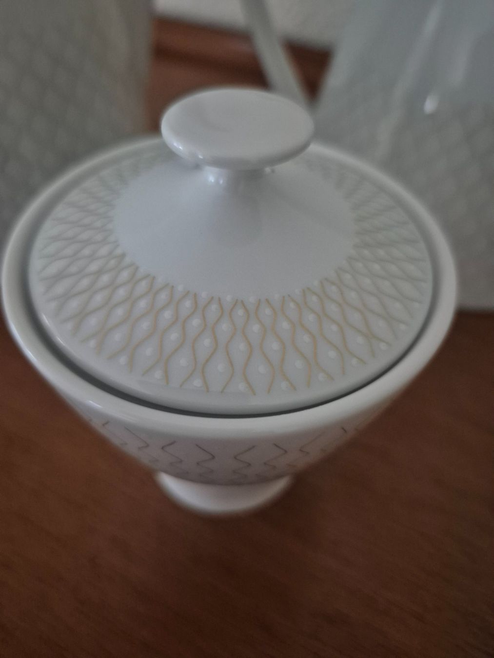 Coupes: Suppenschüssel und Saucière – D'occasion à Winterthur par Sarafina66 1