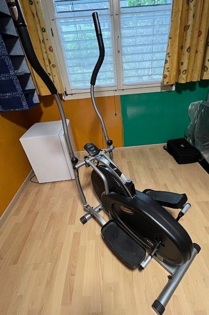 Hometrainer: Crosstrainer – Usato da Dietlikon venduto da Cam0