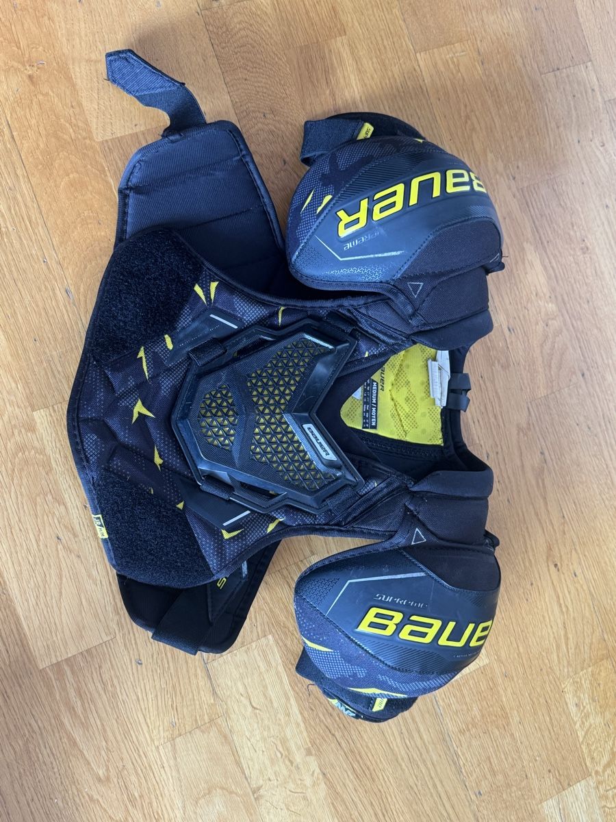 Bauer Schutz & Schoner: Plastron Bauer suprême 3S – Gebraucht aus Fribourg von Jayaeby