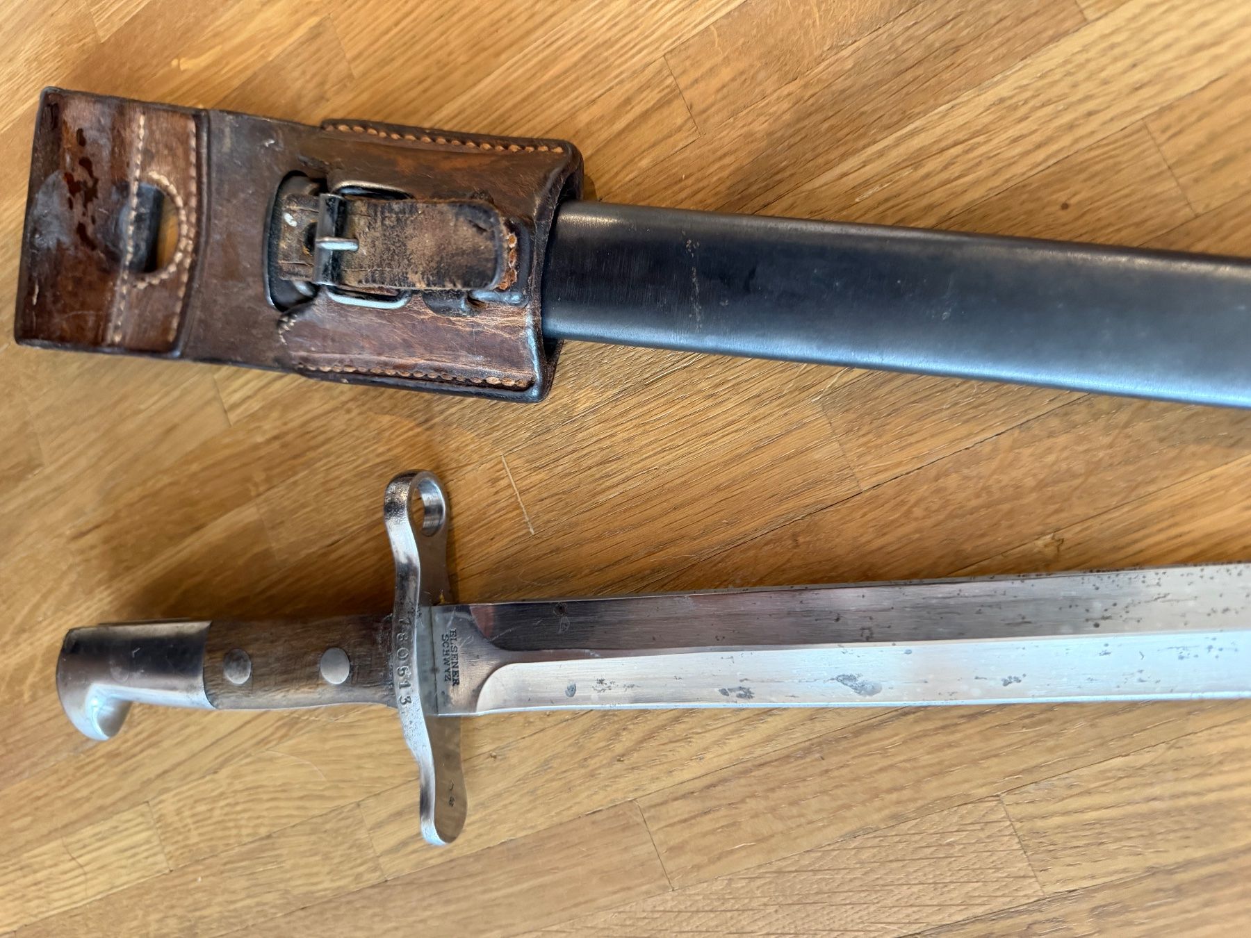 Schweizer Armee Armi bianche: Dolchbajonet 1918 Elsner Schwyz – Usato da Mels venduto da Grethi 1