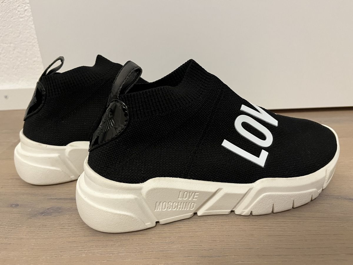 Moschino Damenschuhe: Love Moschino Sneaker 35 neu – Neu (gemäss Beschreibung) aus Birrwil von vanyboo 4