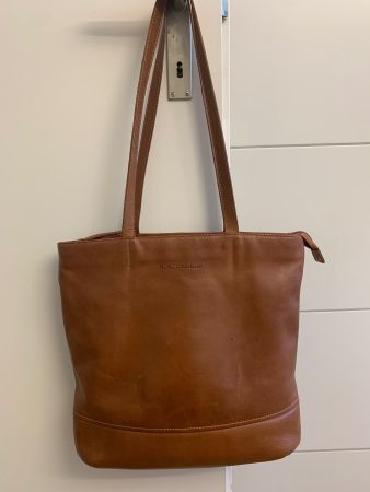 The Chesterfield Brand Alveron Shopper