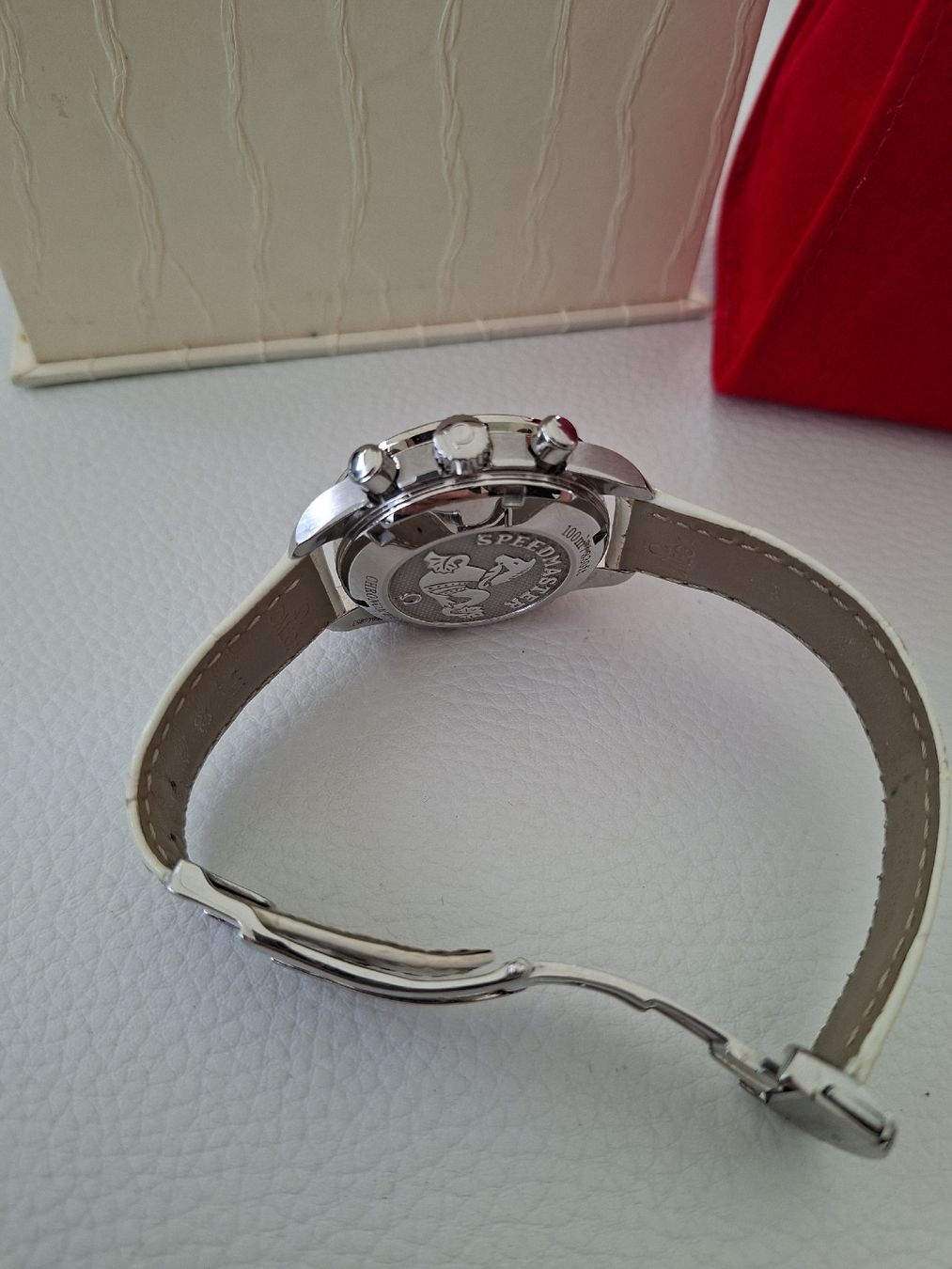 Omega Orologi: Montre OMEGA Speedmaster Chronomètre Boîte – Nuovo (secondo la descrizione) da Sierre venduto da Bestdeal21 2