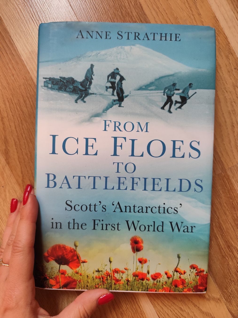 Libri: From Ice Floes to Battlefields - Scott's 'Antarctic' Book – Usato da Mägenwil venduto da VintageGirly