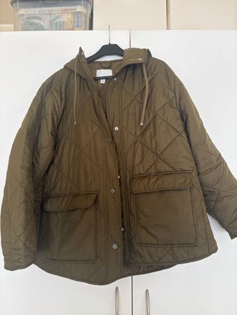H&M Steppjacke Grösse M Oversize 