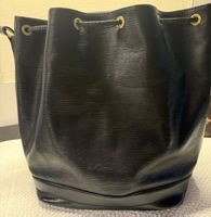 Louis Vuitton Noir Noé 👜 schwarz Leder Handtasche luxury