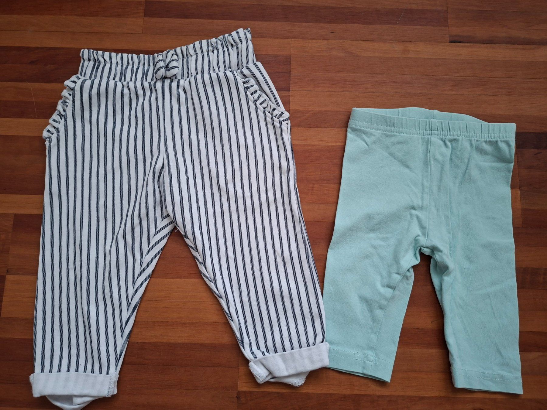 Lotti & Set di vestiti: 2 Hosen Gr. 74 – Usato da Münchenbuchsee venduto da lanereal