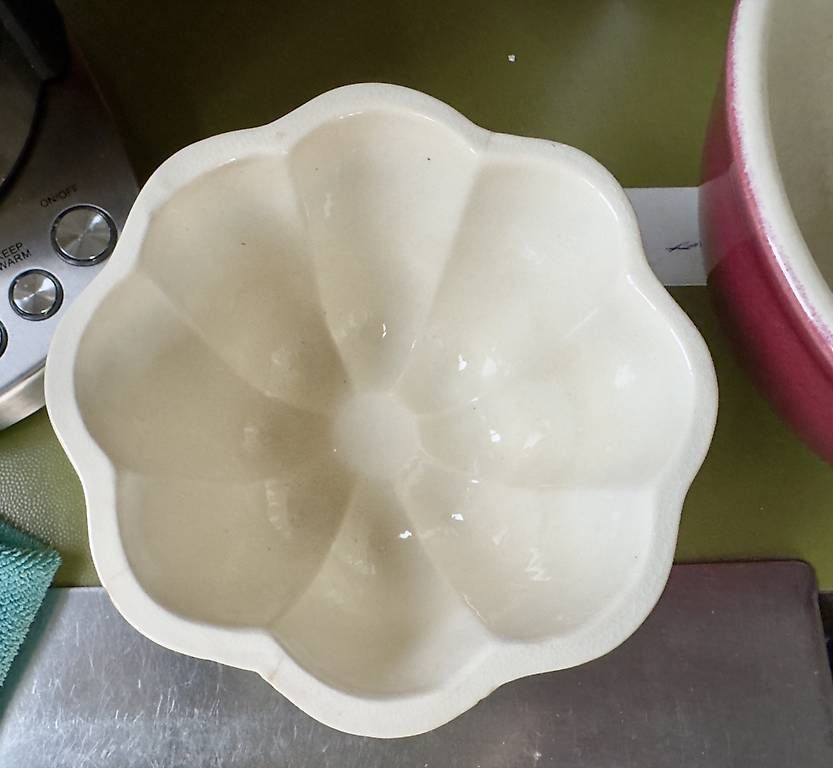 Backformen: Rössler Puddingform gelb – Gebraucht aus Schwerzenbach von bravosierra99 2