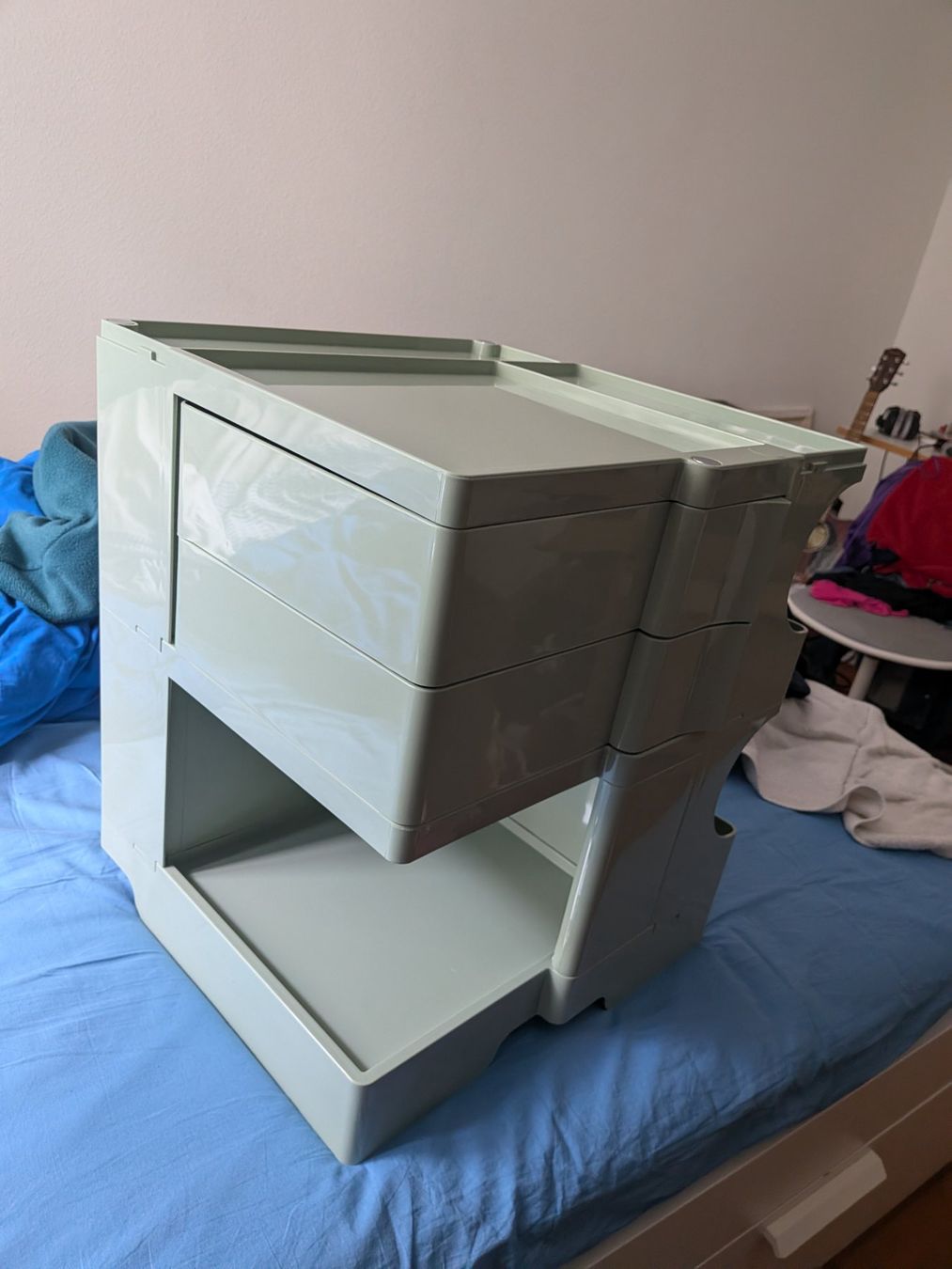 Eléments de bureau: Wunderbare Joe Colombo Rollcontainer – D'occasion à basel par sta.bile