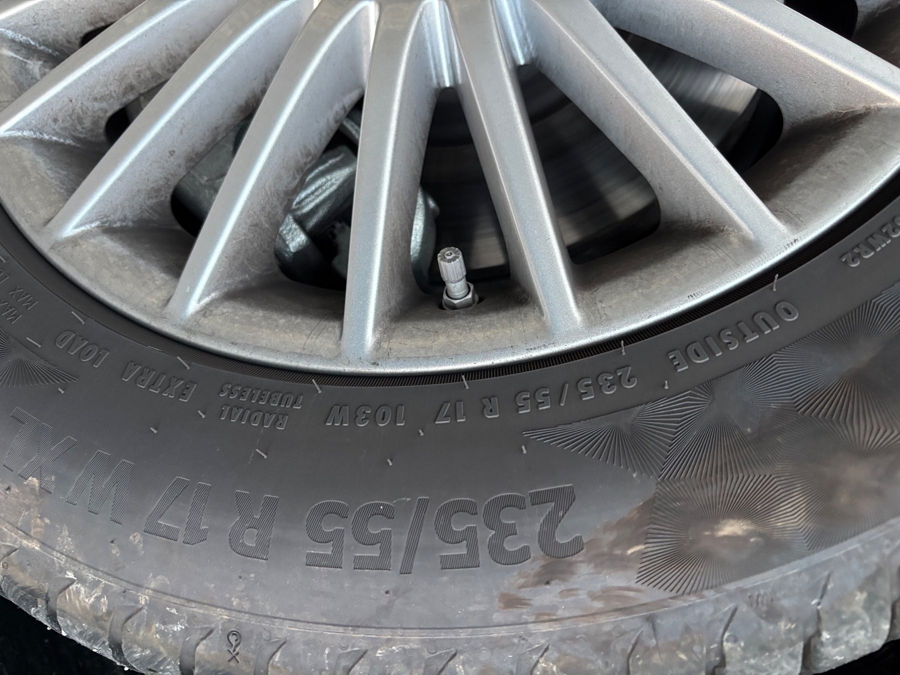 Altro in Scrittura & Disegno: Pneus été R17 Continental – Usato da La Neuveville venduto da elo_w9vj 1