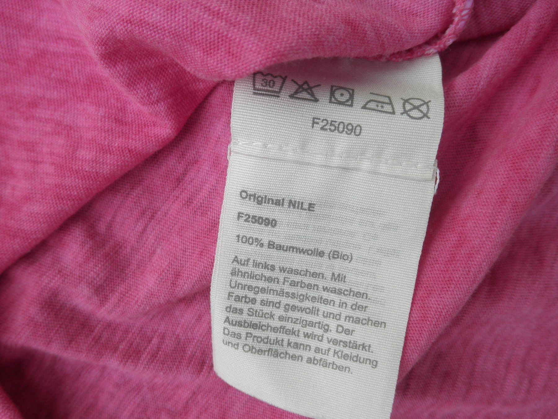 Nile T-shirt: T-Shirt Nile Pink – Usato da Buttwil venduto da Engelhaar 2