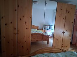 Kleiderschrank