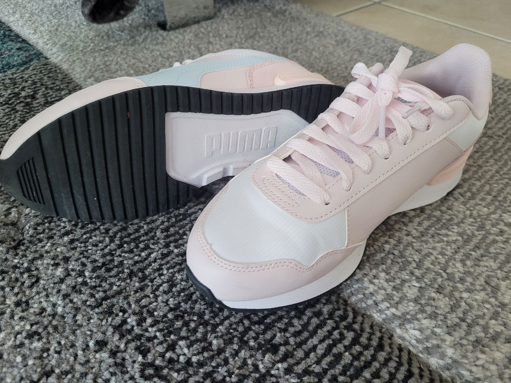 Puma Scarpe da donna: Puma Roses nr.37 – Usato da Courtaman venduto da Bluejazz 5