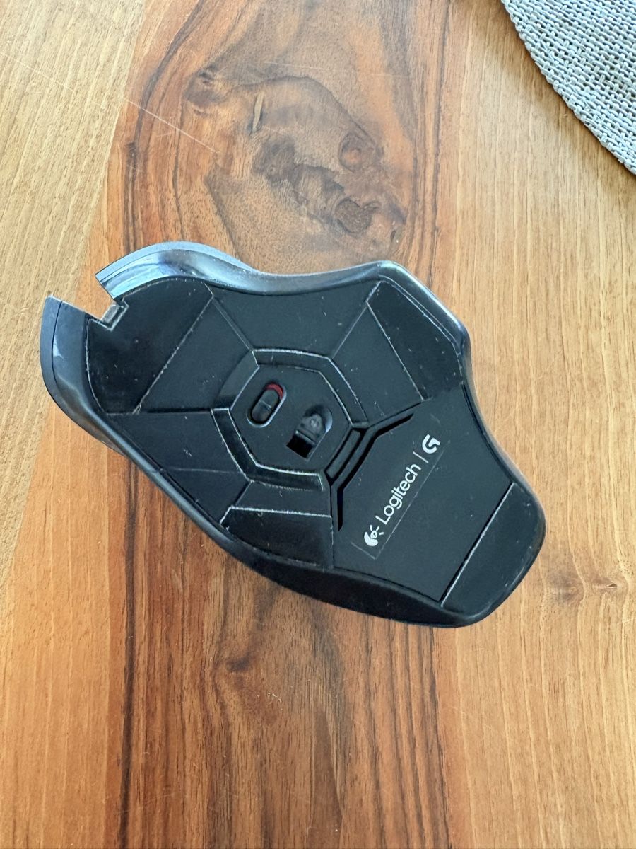 Logitech Souris: Logitech Gaming Wireless Maus – D'occasion à Brunnen par eli_8ykg 2