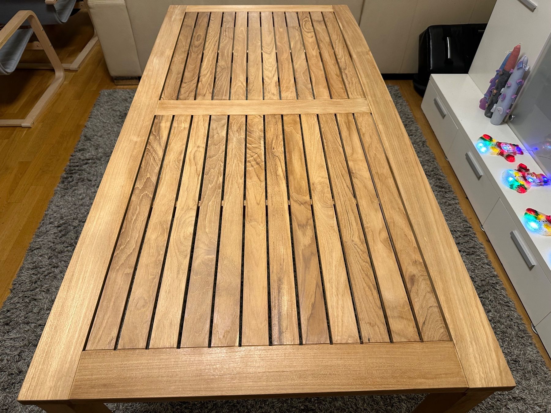 Tische: Teaktisch, neuwertig, Outdoor – Gebraucht aus Dietikon von Rodrigo 2